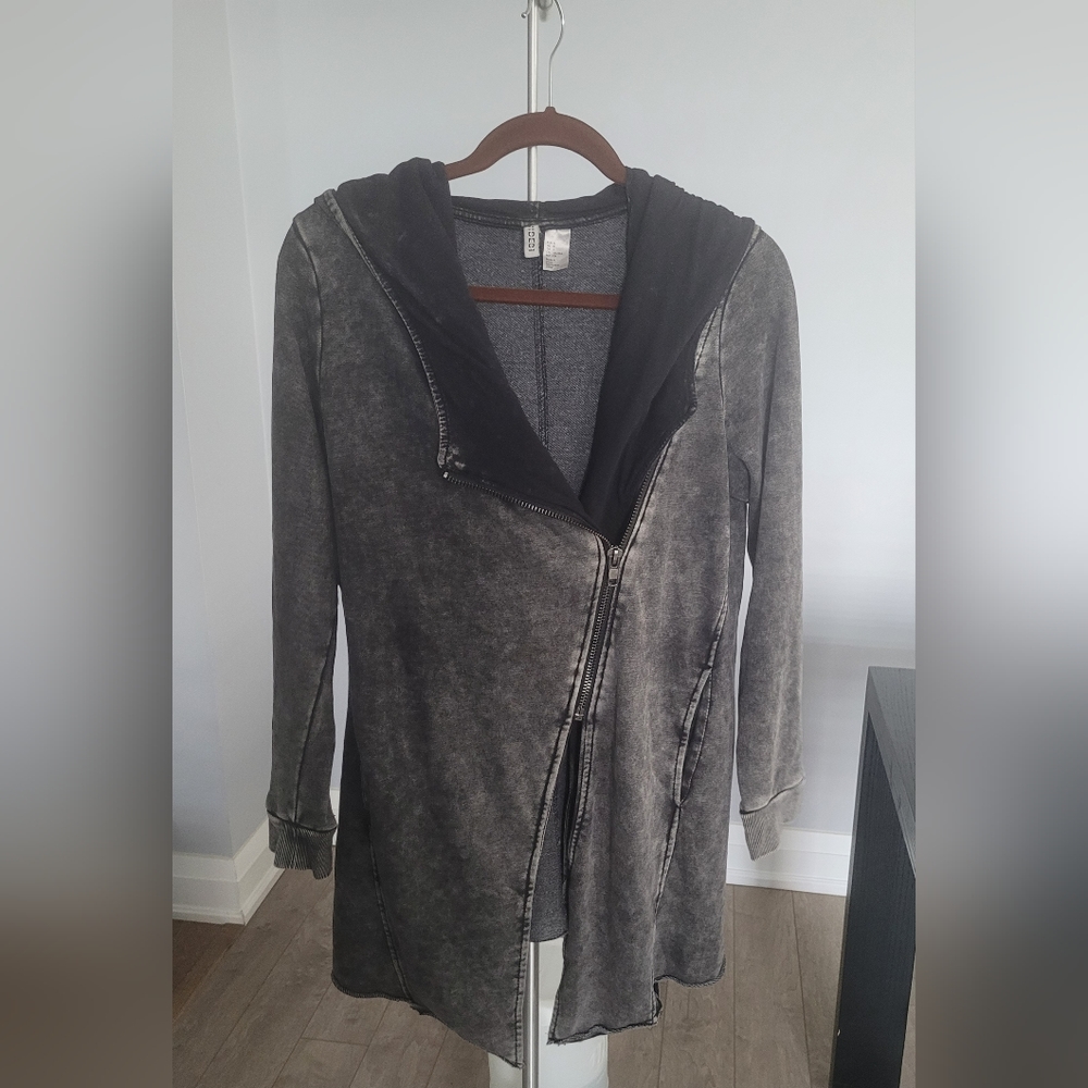 H&M Grey/Black Hooded Asymmetrical Sweatshirt/Cardigan Zip Hoodie Small